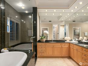 2061 43rd Avenue E 300, Seattle WA 98112