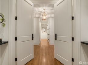 2061 43rd Avenue E 300, Seattle WA 98112