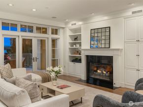 2061 43rd Avenue E 300, Seattle WA 98112