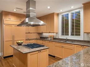 2061 43rd Avenue E 300, Seattle WA 98112