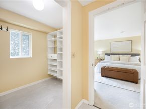 5235 Highland Drive, Bellevue WA 98006