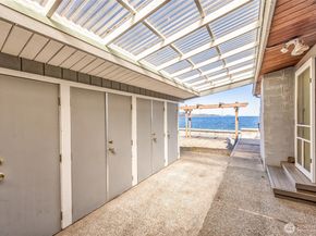 10873 Point Vashon Drive SW, Vashon WA 98070