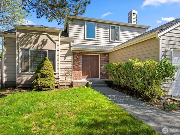 28046 121st Avenue SE, Kent WA 98030