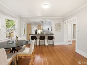 9732 59th Avenue S, Seattle WA 98118