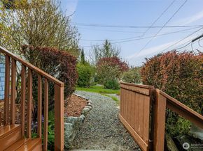 9732 59th Avenue S, Seattle WA 98118