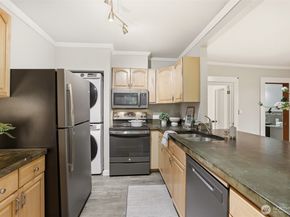 9732 59th Avenue S, Seattle WA 98118