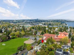 9732 59th Avenue S, Seattle WA 98118