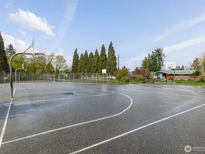 9732 59th Avenue S, Seattle WA 98118