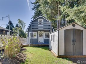 14225 104th Avenue NE, Kirkland WA 98034