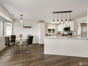 2721 211th Place SW, Lynnwood WA 98036