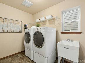 4127 228th Place SE, Bothell WA 98021