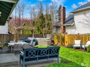 8012 NE 151st Court, Kenmore WA 98028