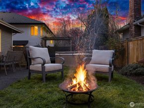 8012 NE 151st Court, Kenmore WA 98028