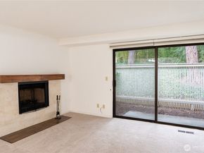 9904 NE 124th Street 1005, Kirkland WA 98034