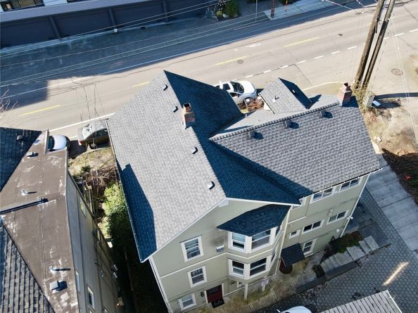 1522 Taylor Avenue N, Seattle WA 98109