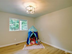 14129 60th Avenue W, Edmonds WA 98026