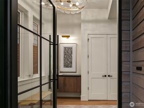 1027 McGilvra Boulevard E, Seattle WA 98112