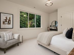 1027 McGilvra Boulevard E, Seattle WA 98112