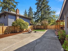 15126 NE 67th Place, Redmond WA 98052