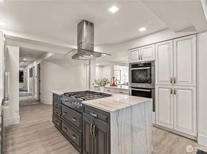 101 99th Avenue NE 101, Bellevue WA 98004