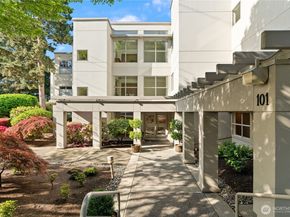 101 99th Avenue NE 101, Bellevue WA 98004