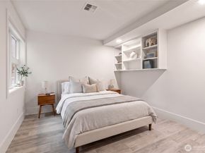 101 99th Avenue NE 101, Bellevue WA 98004