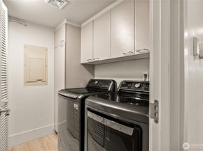 101 99th Avenue NE 101, Bellevue WA 98004