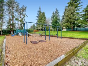 1643 2nd Street, Kirkland WA 98033
