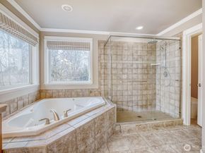 1643 2nd Street, Kirkland WA 98033