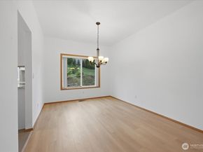 27213 32nd Place S, Auburn WA 98001