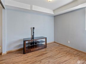 6352 24th Avenue SW, Seattle WA 98106
