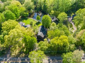 2596 High Ridge Road, Stamford CT 06903