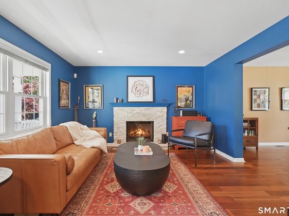 71 Elizabeth Avenue, Stamford CT 06907