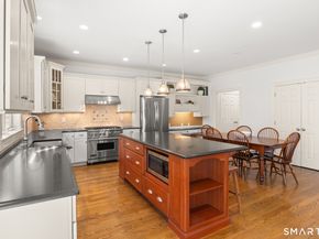 18 Thomasina Lane, Darien CT 06820