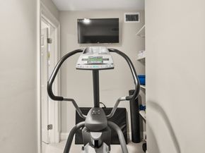 18 Thomasina Lane, Darien CT 06820