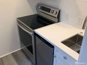 390 Euclid Avenue, Oakland CA 94610