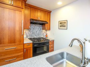 5160 Diamond Heights Boulevard 107C, San Francisco CA 94131