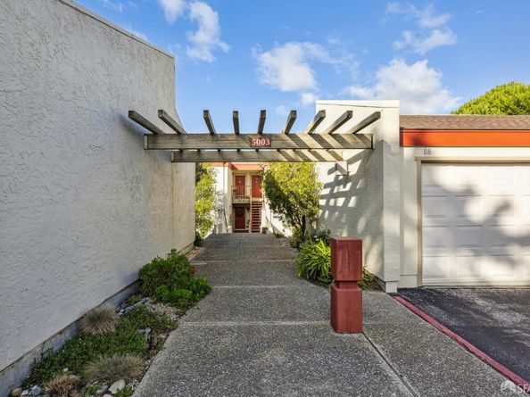 5003 Palmetto Avenue 92, Pacifica CA 94044