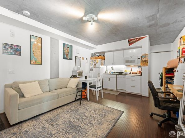 8 Octavia Boulevard 407, San Francisco CA 94102