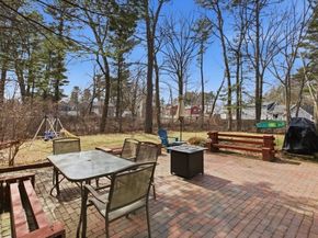 41 Bridge St, Tewksbury MA 01876