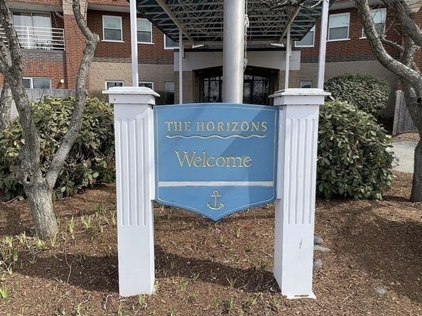 9 Park Ave 202, Hull MA 02045