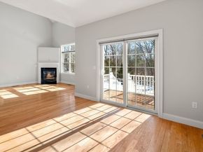 7 Tilton Ct, Walpole MA 02081