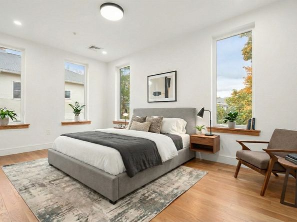 58 Kent U303, Brookline MA 02445