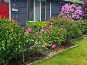 14 Ridgefield Dr, Framingham MA 01701