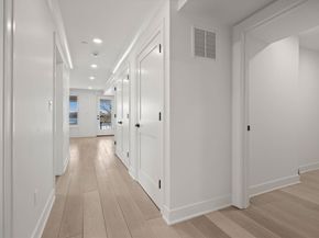 182 Merrimac St 1, Newburyport MA 01950