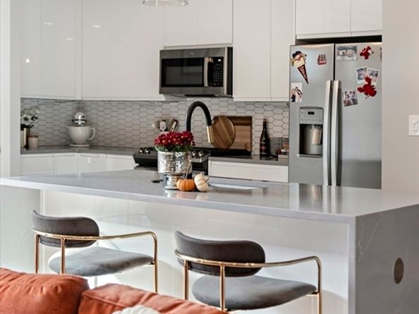 277 Border Street 204, Boston MA 02128