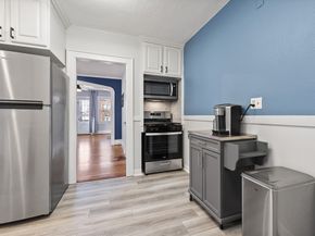 185 Lafayette St 3, Salem MA 01970