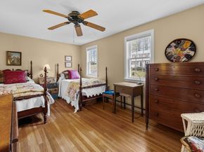 44 Old Colony Dr, Westborough MA 01581