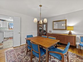44 Old Colony Dr, Westborough MA 01581