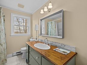 44 Old Colony Dr, Westborough MA 01581